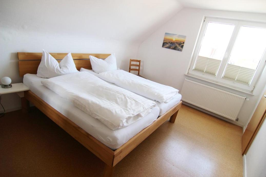 בורקום Haus Rena Am Suedstrand מראה חיצוני תמונה